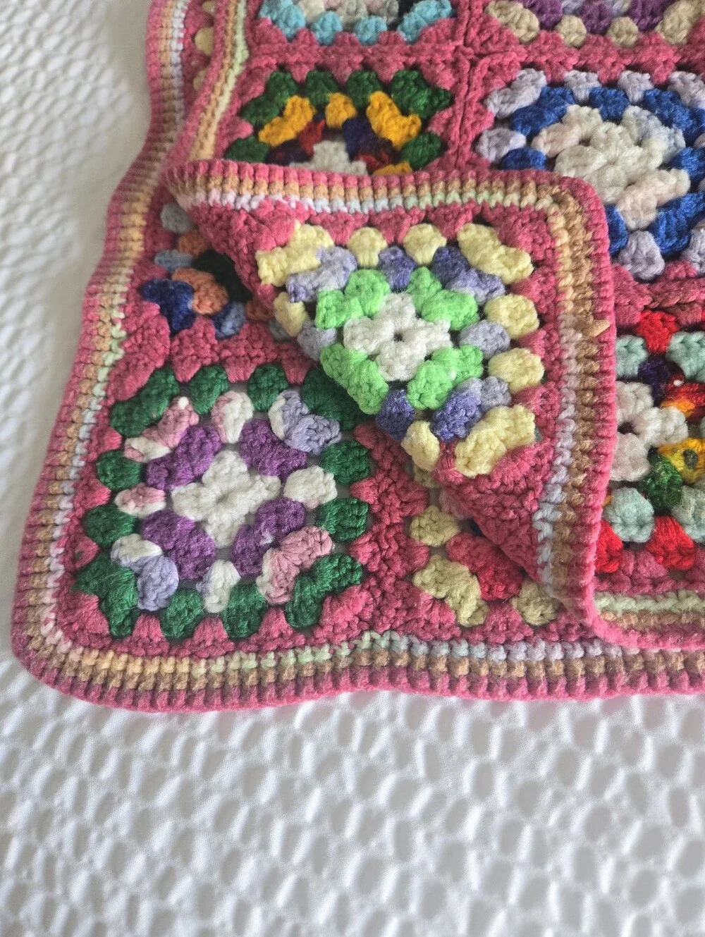 Vintage Granny Sqaures Crocheted Baby Blanket Sofa Throw Chair Blanket